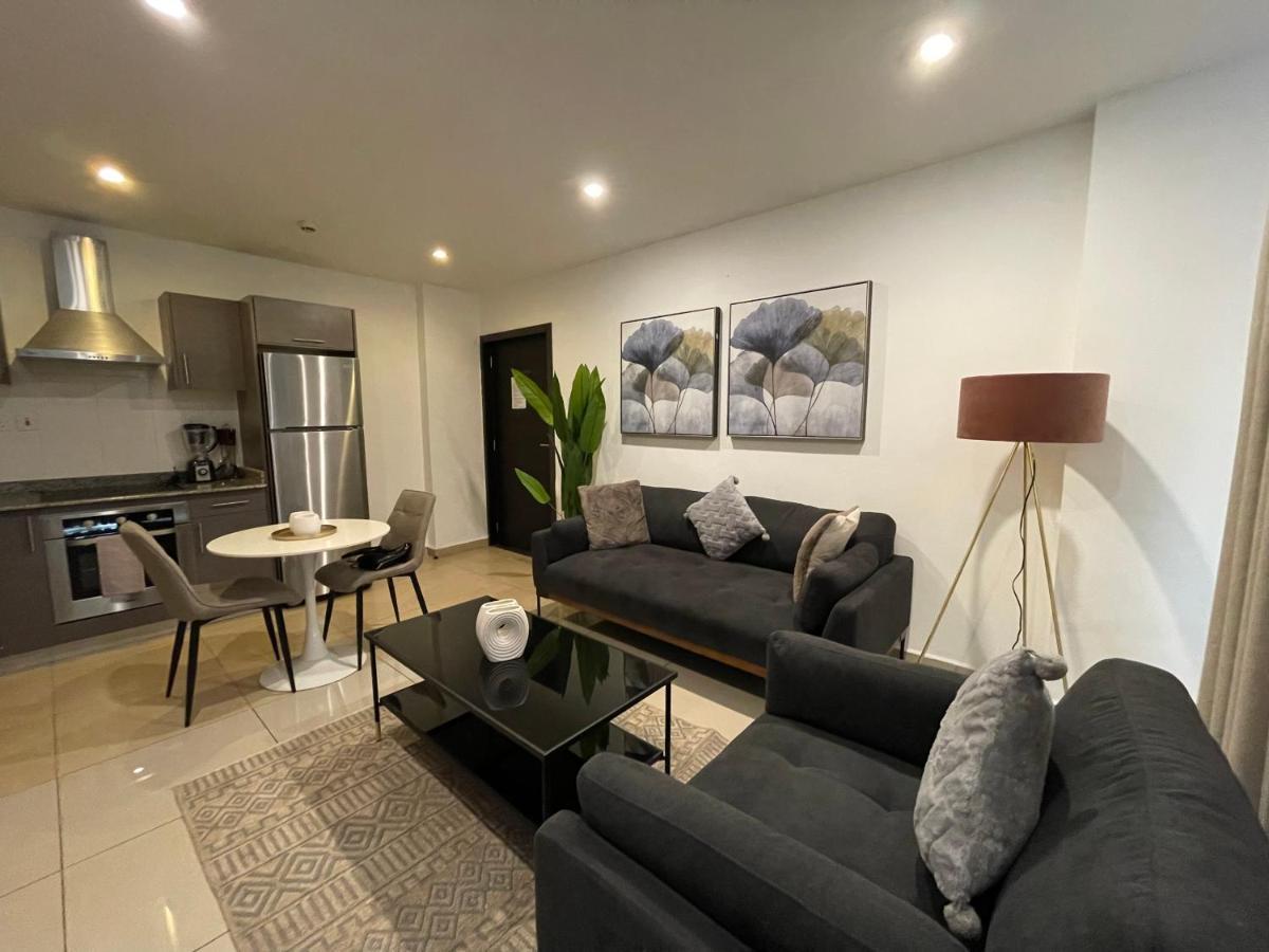 The Gallery Suites By Olive Gold Аккра Екстер'єр фото
