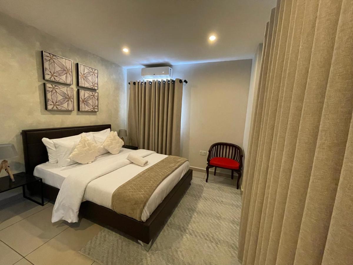 The Gallery Suites By Olive Gold Аккра Екстер'єр фото